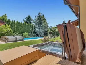 Prodej rodinného domu, Šestajovice, 255 m2