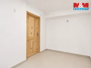 Prodej bytu 2+1, Praha - Kyje, Manželů Dostálových, 44 m2