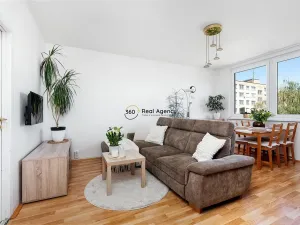 Prodej bytu 3+1, Praha - Hlubočepy, Lamačova, 72 m2