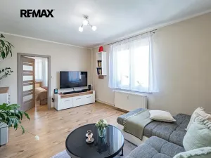 Prodej bytu 3+1, Jindřichův Hradec, sídliště Vajgar, 62 m2