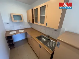 Pronájem bytu 1+kk, Ústí nad Labem, Vinařská, 31 m2