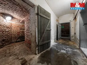Prodej komerční nemovitosti, Kraslice, B. Smetany, 710 m2