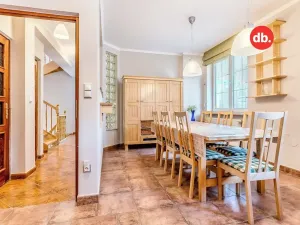 Prodej rodinného domu, Karlovy Vary, Krokova, 280 m2