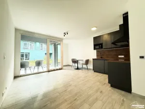 Pronájem bytu 1+kk, Uhlířské Janovice, Hrnčířská, 35 m2