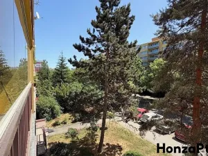 Prodej bytu 3+1, Praha - Prosek, Veltruská, 60 m2