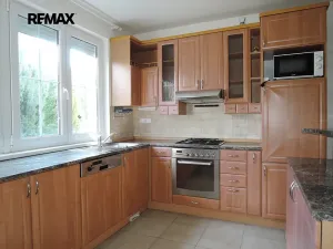 Pronájem rodinného domu, Hostivice, Řehníkova, 150 m2