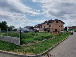 Prodej pozemku pro bydlení, Loděnice, 1346 m2