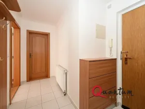 Pronájem bytu 1+kk, Praha - Strašnice, Počernická, 46 m2