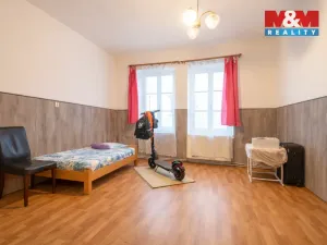 Prodej bytu 4+1, Nový Bor - Arnultovice, 97 m2