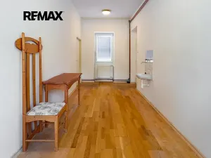 Prodej ordinace, Česká Lípa, Pod Holým vrchem, 196 m2