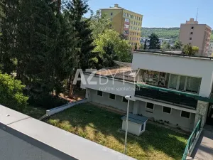 Pronájem bytu 1+kk, Praha - Motol, Hennerova, 37 m2