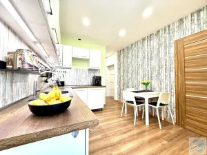 Prodej bytu 4+1, Krnov, Tyršova, 84 m2