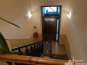 Pronájem bytu 3+1, Praha - Vršovice, Charkovská, 102 m2
