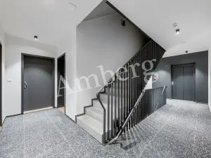 Pronájem bytu 1+kk, Praha - Karlín, Sokolovská, 28 m2