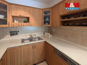Pronájem bytu 2+kk, Praha - Horní Počernice, Božanovská, 65 m2