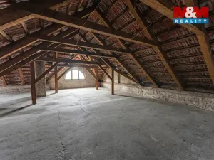 Prodej rodinného domu, Oskořínek, Novodvorská, 400 m2
