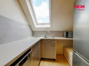 Prodej rodinného domu, Skalná, Slepá, 175 m2