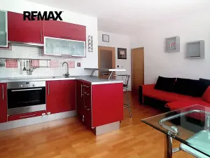 Pronájem bytu 2+kk, Kolín, Třídvorská, 63 m2