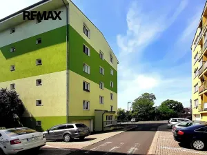 Pronájem bytu 2+kk, Kolín, Třídvorská, 63 m2