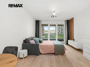 Pronájem bytu 1+kk, Praha - Hloubětín, Poděbradská, 37 m2