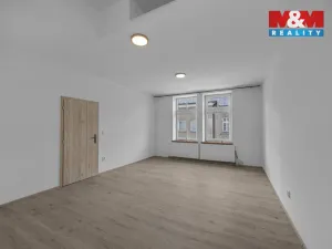 Pronájem bytu 1+1, Trutnov - Poříčí, Voletinská, 48 m2