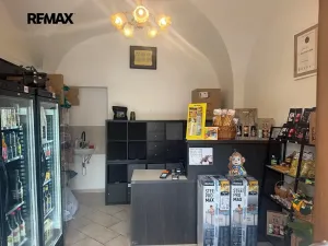 Pronájem obchodního prostoru, Kyjov, Masarykovo náměstí, 22 m2