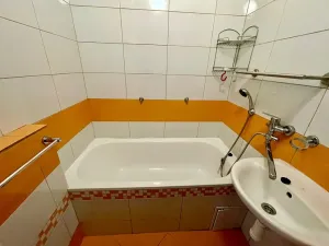 Prodej bytu 2+1, Lovosice, Mírová, 54 m2