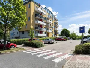 Prodej bytu 2+kk, Praha - Letňany, Zlonická, 51 m2