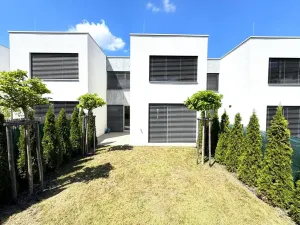 Prodej rodinného domu, Pardubice, 176 m2