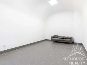Pronájem obchodního prostoru, Kutná Hora, Husova, 195 m2