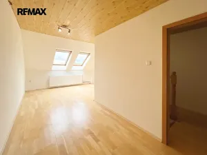 Prodej bytu 4+1, Jindřichův Hradec, Nádražní, 116 m2