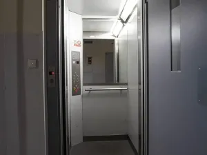 Pronájem bytu 2+kk, Praha, Nuselská, 52 m2