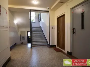 Pronájem bytu 2+kk, Praha, Nuselská, 52 m2
