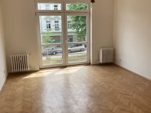 Pronájem bytu 1+kk, Praha - Břevnov, Bělohorská, 40 m2