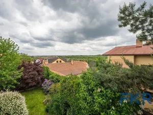 Prodej rodinného domu, Praha - Dolní Počernice, Listopadová, 242 m2