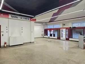 Pronájem obchodního prostoru, Letovice, Masarykovo náměstí, 100 m2