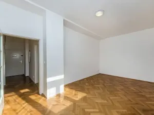 Pronájem bytu 2+kk, Praha - Vinohrady, Krátká, 45 m2