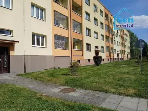 Prodej bytu 2+1, Karviná, Školská, 54 m2