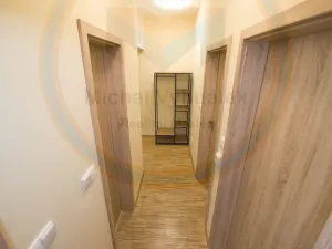 Pronájem bytu 2+kk, Klecany, Nám. Třebízského, 52 m2