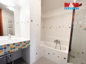 Pronájem bytu 1+1, Hradec Králové, Pospíšilova, 69 m2