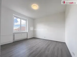 Prodej bytu 2+1, Sokolov, Sokolovská, 51 m2