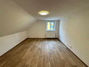 Pronájem bytu 2+1, Děčín, Škroupova, 67 m2