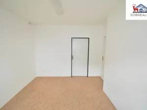 Prodej bytu 3+1, Osek, Hrdlovská, 55 m2