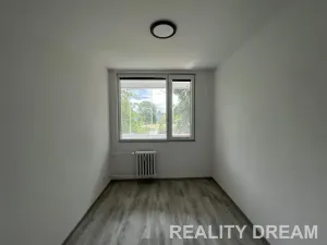 Pronájem bytu 2+kk, Praha - Prosek, Prosecká, 40 m2