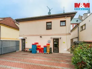 Prodej rodinného domu, Bor, náměstí Republiky, 197 m2