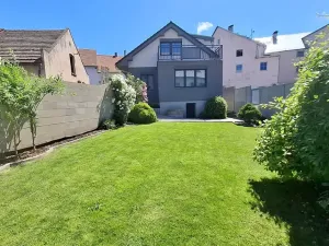 Prodej rodinného domu, Břežany II, 160 m2