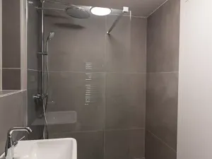 Pronájem bytu 1+kk, Praha - Karlín, Křižíkova, 32 m2