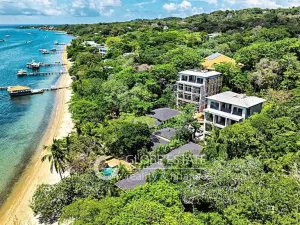 Prodej bytu 3+kk, West Bay, Honduras, 171 m2