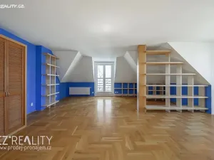 Prodej vily, Praha - Lipence, Na Bambouzku, 300 m2
