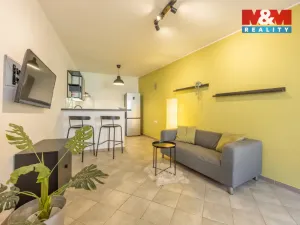 Prodej bytu 2+kk, Zeleneč, Čsl. armády, 44 m2